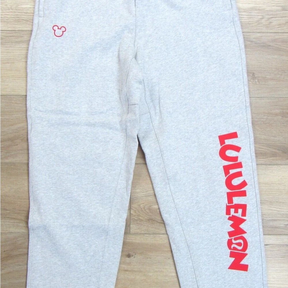 Lululemon X Disney